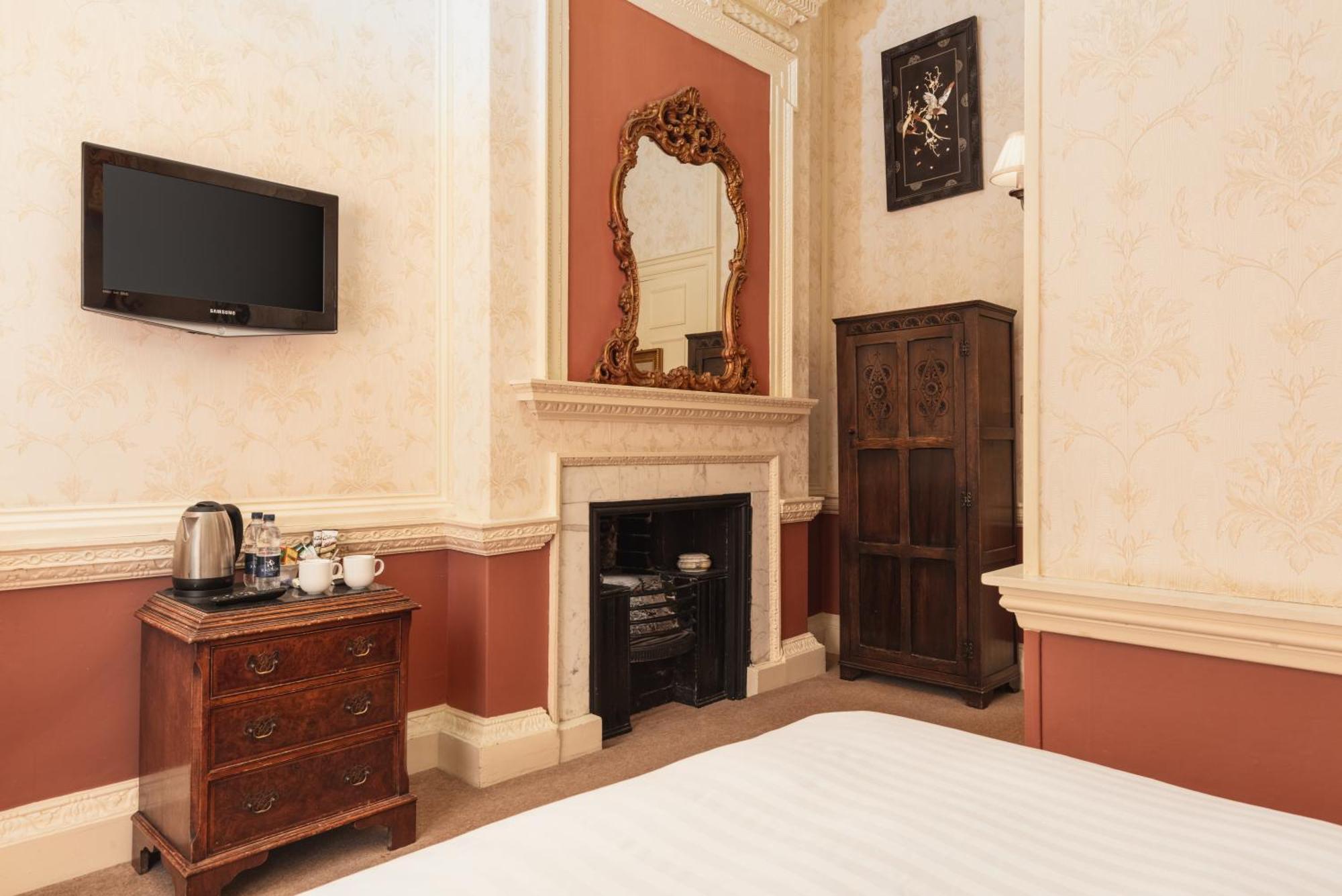 Lumley Castle Hotel Chester-le-Street Exterior foto